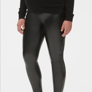 Gap faux leather maternity leggings